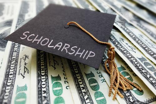 Three Do’s and Don’ts of Scholarships